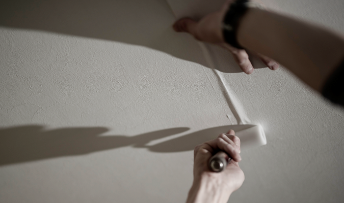 クロス貼り（壁、天井）